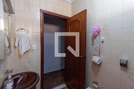 Casa à venda com 170m², 3 quartos e 2 vagasBanheiro 2