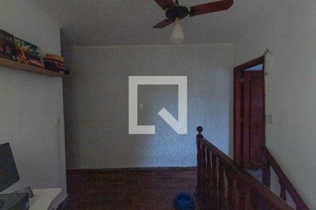 Casa à venda com 170m², 3 quartos e 2 vagasEscritório