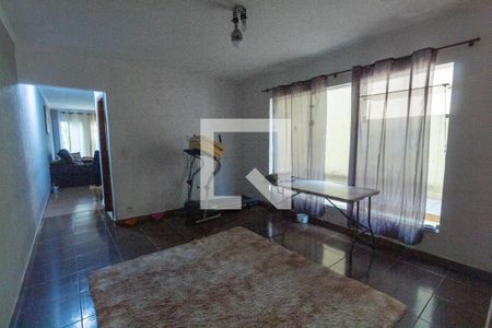 Casa à venda com 170m², 3 quartos e 2 vagasCopa