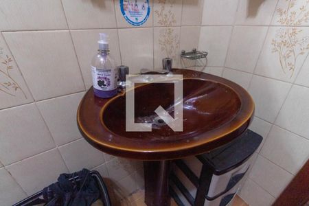 Casa à venda com 170m², 3 quartos e 2 vagasBanheiro 2