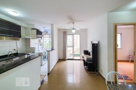 Sala de apartamento para alugar com 2 quartos, 48m² em Jardim São Savério, São Paulo