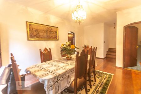 Casa à venda com 530m², 4 quartos e 8 vagasSala de jantar 01