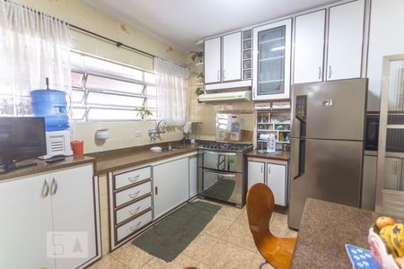 Casa à venda com 530m², 4 quartos e 8 vagasCozinha