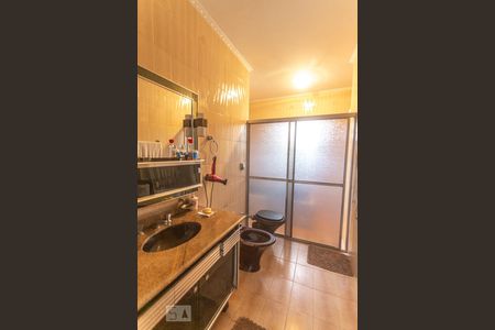 Casa à venda com 530m², 4 quartos e 8 vagasBanheiro