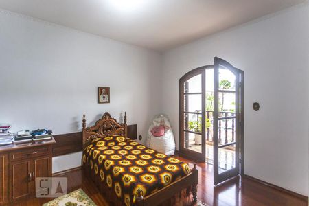 Casa à venda com 530m², 4 quartos e 8 vagasSuíte 02