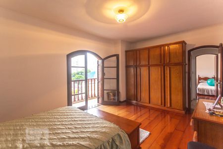 Casa à venda com 530m², 4 quartos e 8 vagasQuarto 02