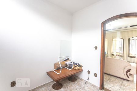 Casa à venda com 530m², 4 quartos e 8 vagasOffice