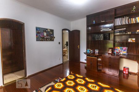 Casa à venda com 530m², 4 quartos e 8 vagasSuíte 02