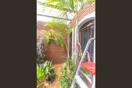 Casa à venda com 530m², 4 quartos e 8 vagasJardim de inverno