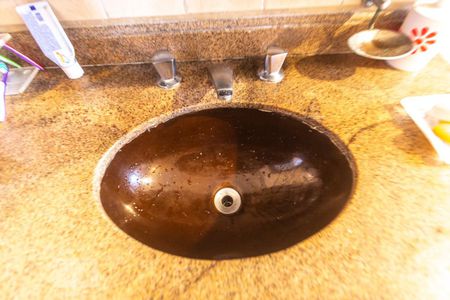 Casa à venda com 530m², 4 quartos e 8 vagasPia