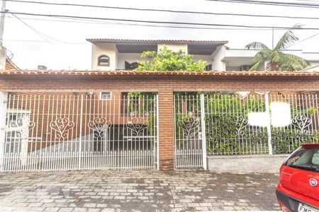 Casa à venda com 530m², 4 quartos e 8 vagasFachada