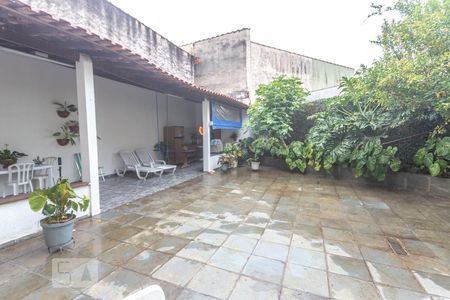 Casa à venda com 530m², 4 quartos e 8 vagasQuintal