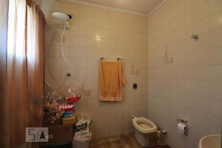 Casa à venda com 401m², 4 quartos e 2 vagasBanheiro da Suíte 1