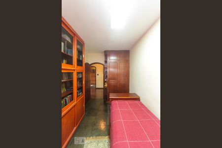 Casa à venda com 200m², 3 quartos e 5 vagas Casa à venda com 200m², 3 quartos e 5 vagasQuarto 03