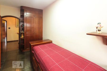 Casa à venda com 200m², 3 quartos e 5 vagas Casa à venda com 200m², 3 quartos e 5 vagasQuarto 03