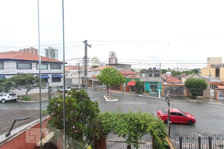 Casa à venda com 200m², 3 quartos e 5 vagas Casa à venda com 200m², 3 quartos e 5 vagasvaranda