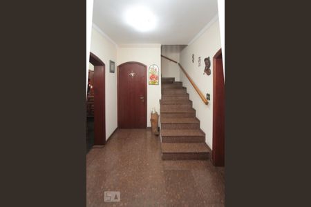 Casa à venda com 200m², 3 quartos e 5 vagas Casa à venda com 200m², 3 quartos e 5 vagasHal de Entrada