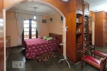 Casa à venda com 200m², 3 quartos e 5 vagas Casa à venda com 200m², 3 quartos e 5 vagasSuite