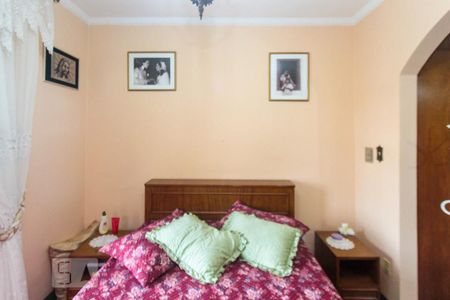 Casa à venda com 200m², 3 quartos e 5 vagas Casa à venda com 200m², 3 quartos e 5 vagasSuite