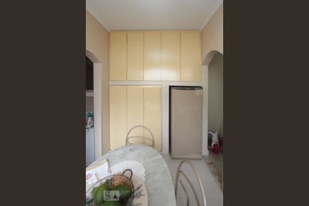 Casa à venda com 200m², 3 quartos e 5 vagas Casa à venda com 200m², 3 quartos e 5 vagasCozinha da Edícula