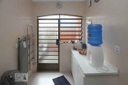 Casa à venda com 200m², 3 quartos e 5 vagas Casa à venda com 200m², 3 quartos e 5 vagasÁrea de Serviço