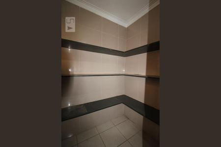 Casa à venda com 450m², 3 quartos e 4 vagasDespensa