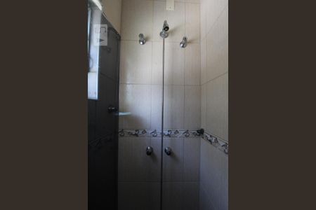 Casa à venda com 450m², 3 quartos e 4 vagasBanheiro - Quarto 3