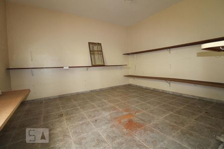 Casa à venda com 450m², 3 quartos e 4 vagasedicula