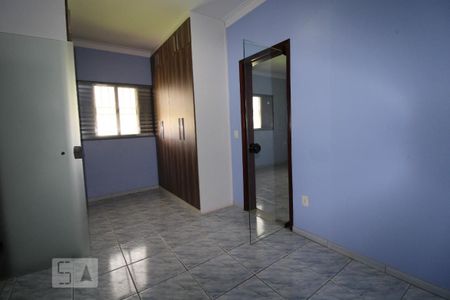 Casa à venda com 450m², 3 quartos e 4 vagasCloset - Quarto 4