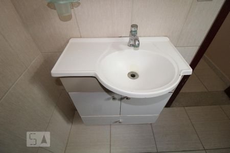 Casa à venda com 450m², 3 quartos e 4 vagasBanheiro - Quarto 3