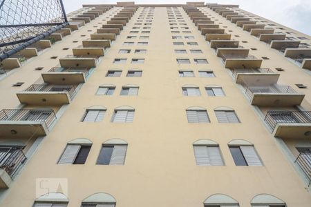 Casa de condomínio à venda com 78m², 2 quartos e 1 vaga Casa de condomínio à venda com 78m², 2 quartos e 1 vagaÁrea comum
