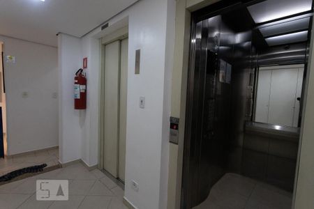 Apartamento à venda com 68m², 3 quartos e 2 vagasHall dos elevadores 