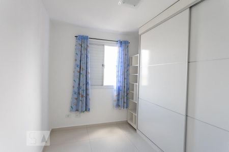 Apartamento à venda com 68m², 3 quartos e 2 vagasQuarto 2 