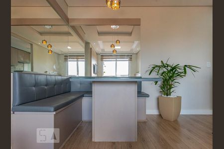 Sala de apartamento para alugar com 2 quartos, 57m² em Vila Satúrnia, Campinas