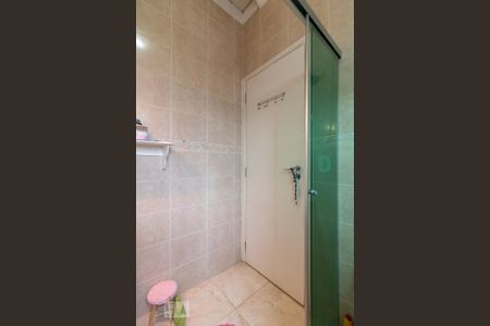 Casa à venda com 183m², 3 quartos e 3 vagasBanheiro quarto 3 suíte