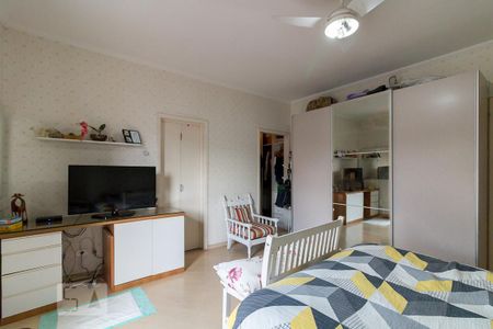 Casa à venda com 183m², 3 quartos e 3 vagasQuarto 2 suíte