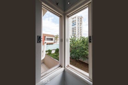 Casa à venda com 183m², 3 quartos e 3 vagasVista quarto 1 suíte