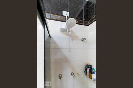 Casa à venda com 260m², 5 quartos e 2 vagas Casa à venda com 260m², 5 quartos e 2 vagasBanheiro da suíte 1