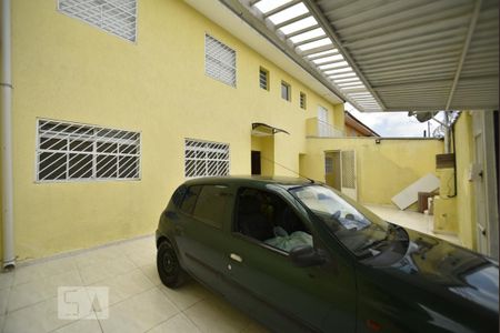 Casa à venda com 225m², 3 quartos e 3 vagasFachada