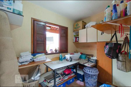 Casa à venda com 258m², 4 quartos e 4 vagas Casa à venda com 258m², 4 quartos e 4 vagasQuarto de Serviço