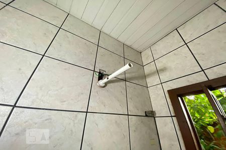 Casa à venda com 70m², 2 quartos e 1 vaga Casa à venda com 70m², 2 quartos e 1 vagaChuveiro do Banheiro