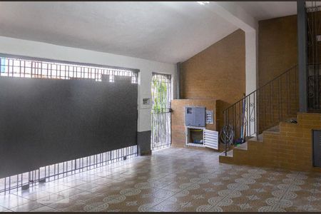 Casa à venda com 320m², 3 quartos e 2 vagas Casa à venda com 320m², 3 quartos e 2 vagasGaragem