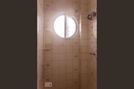 Casa à venda com 320m², 3 quartos e 2 vagas Casa à venda com 320m², 3 quartos e 2 vagasBanheiro Edícula