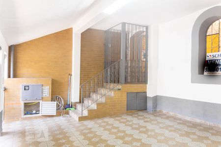 Casa à venda com 320m², 3 quartos e 2 vagas Casa à venda com 320m², 3 quartos e 2 vagasGaragem