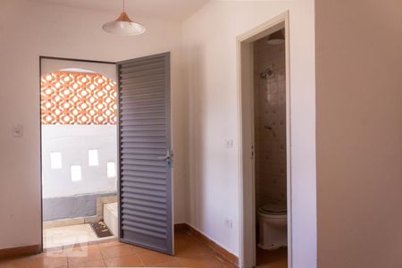 Casa à venda com 320m², 3 quartos e 2 vagas Casa à venda com 320m², 3 quartos e 2 vagasEdícula