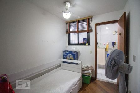 Apartamento à venda com 180m², 4 quartos e 2 vagas Apartamento à venda com 180m², 4 quartos e 2 vagasSuíte Extra Reversivel