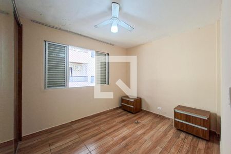 Quarto 1 de apartamento para alugar com 2 quartos, 67m² em Vila Tupi, Praia Grande
