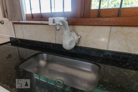 Casa de condomínio à venda com 80m², 2 quartos e 2 vagasCozinha