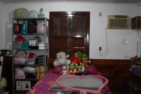 Casa à venda com 375m², 3 quartos e 3 vagasQuarto 2