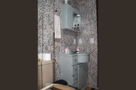 Casa à venda com 375m², 3 quartos e 3 vagasBanheiro 2